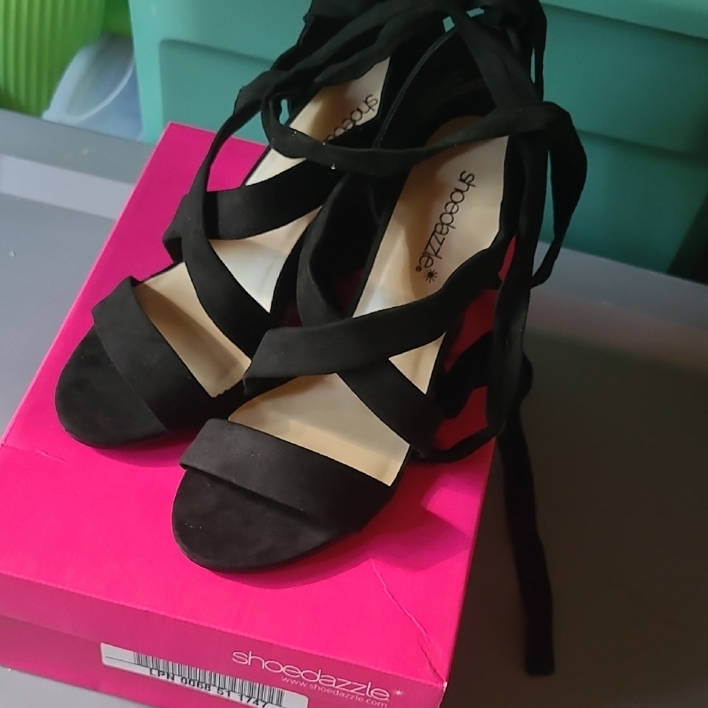 Shoe Dazzle Black Stiletto Heels - Picture 1 of 3